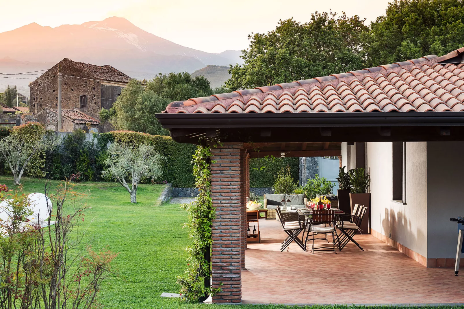 Viagrande-View summer