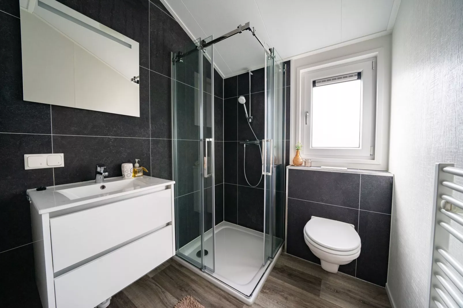 Resort aan de Maas 4-Badezimmer