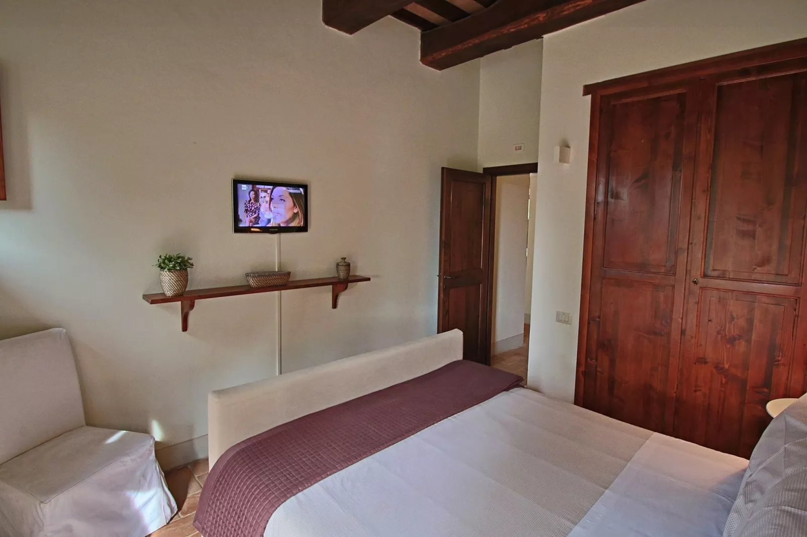 La Cantina-Bedroom