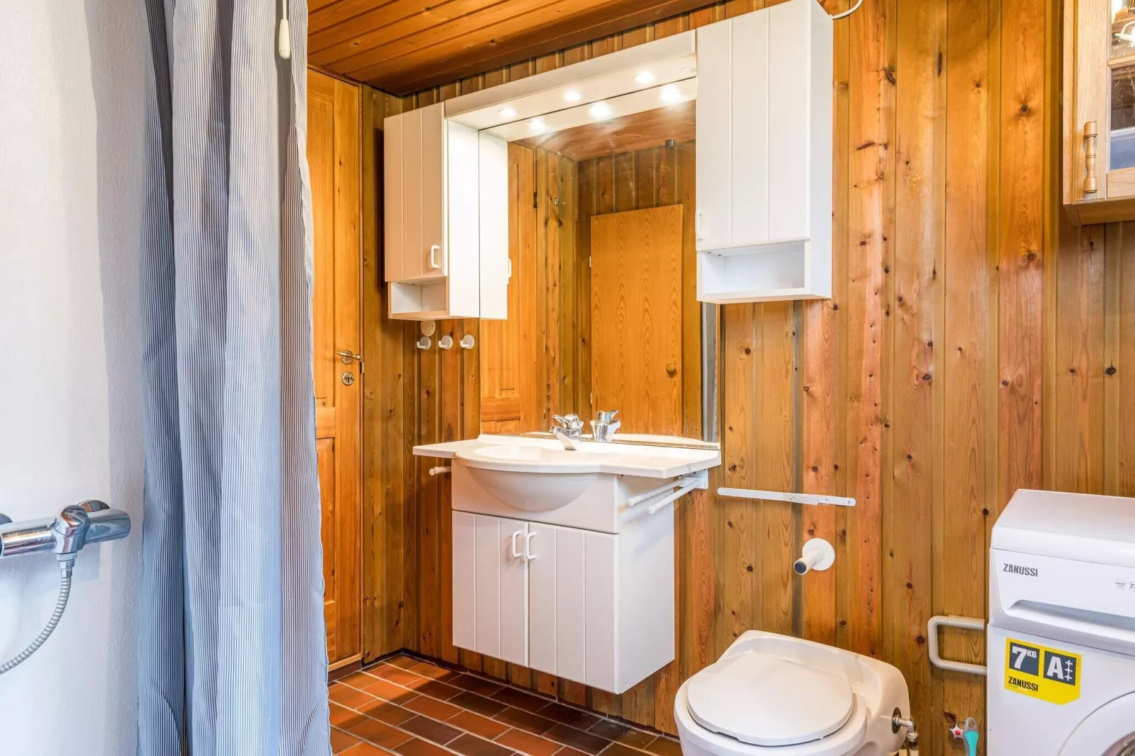 4 person holiday home in Nørre Nebel-Indoor
