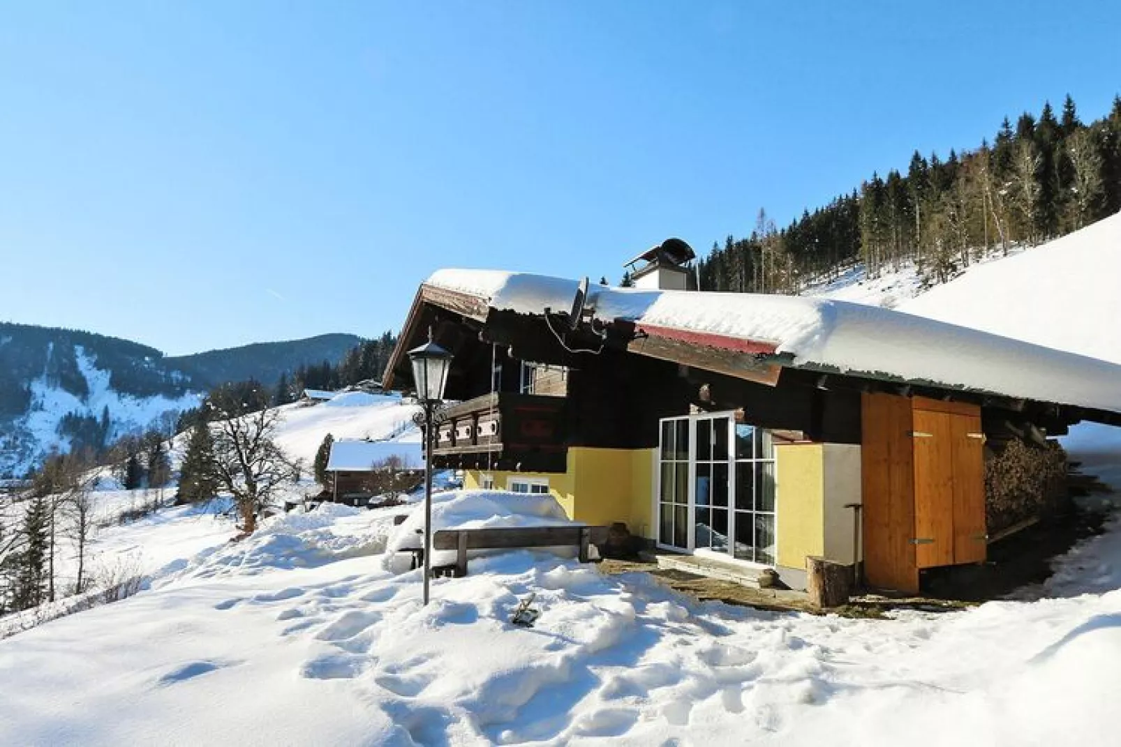Ferienhaus Aigenberg-Exterior winter