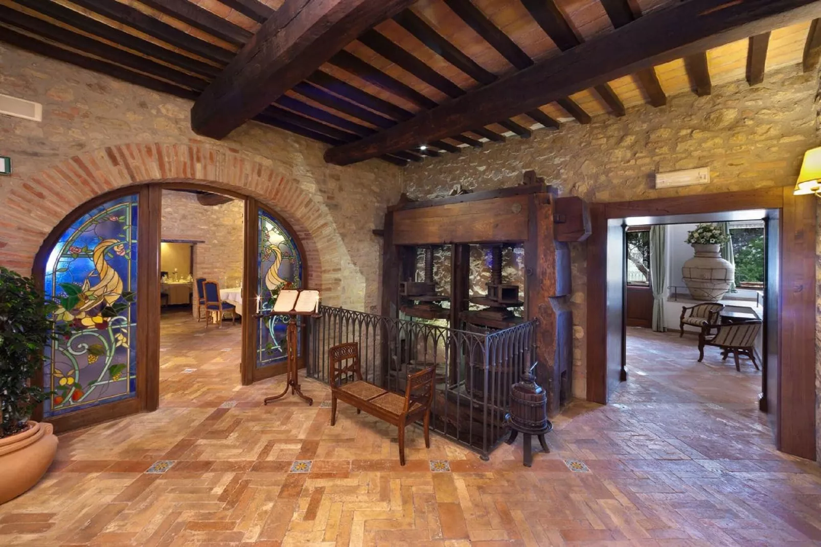 Bilo 1-Reception hall