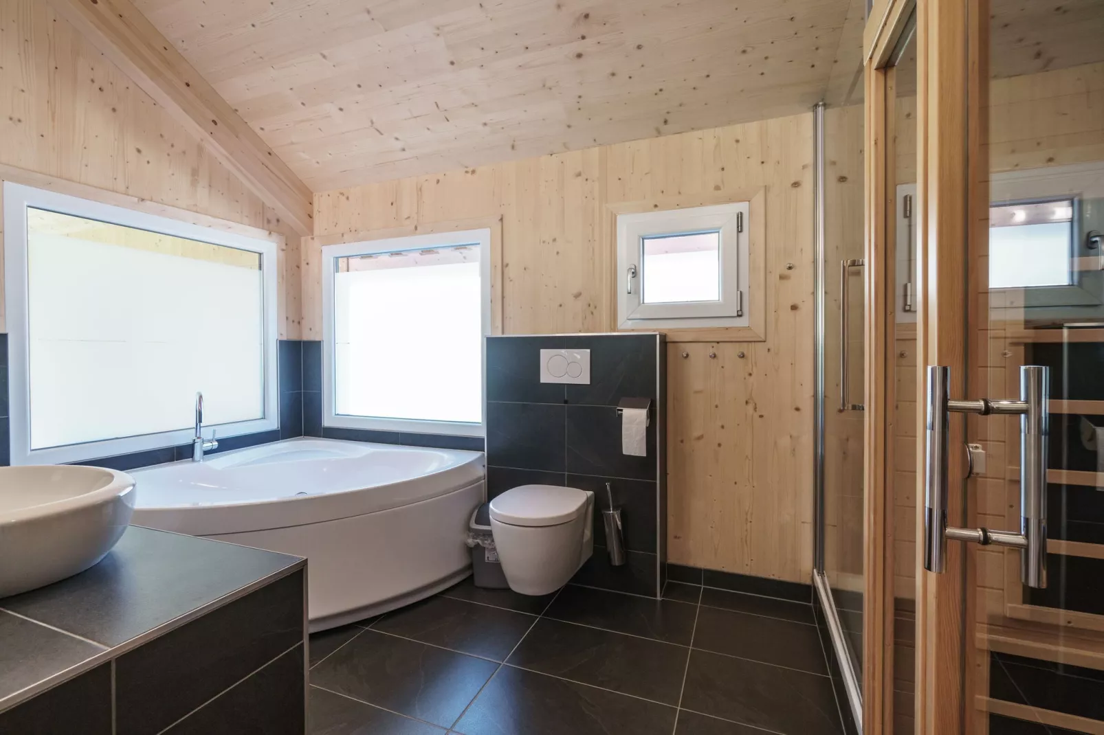 Kreischberg Chalets 26-Bathroom