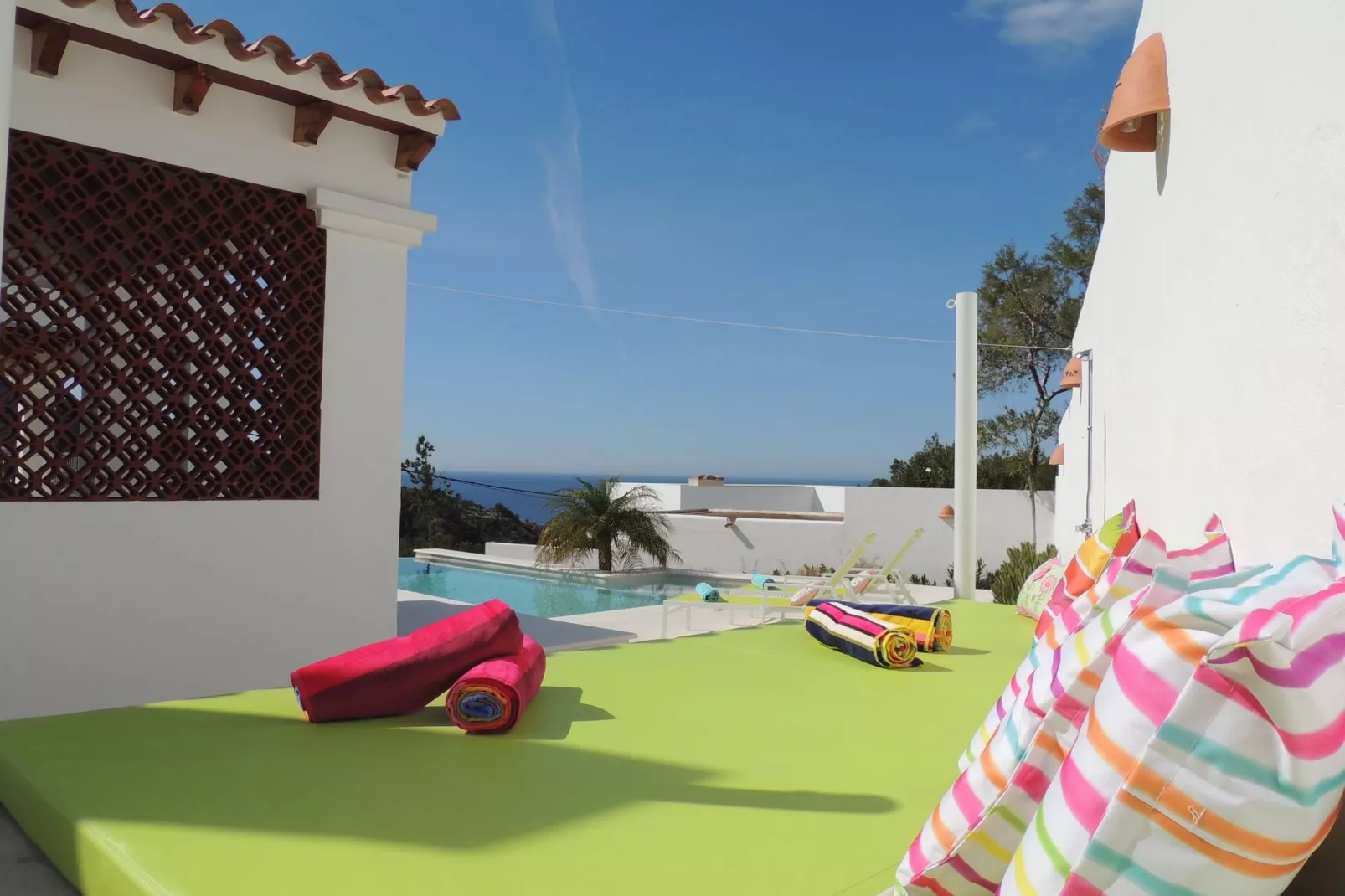 Es Queixal-Gardens summer
