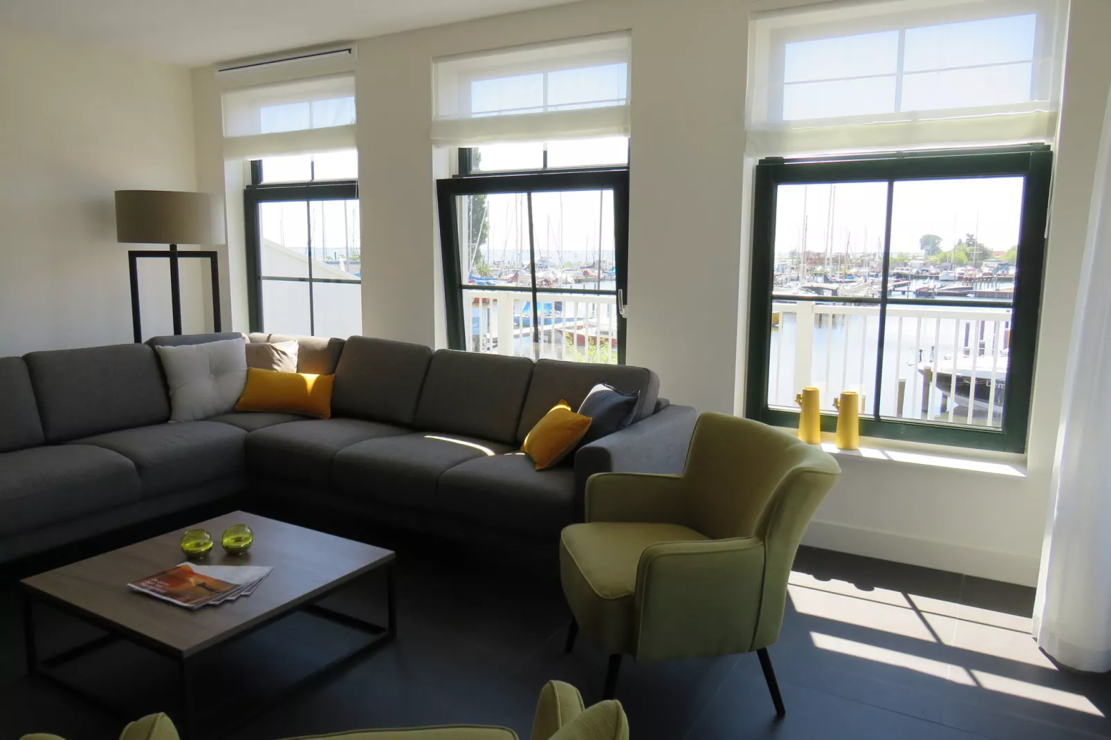 Resort Poort van Amsterdam 2-Living room