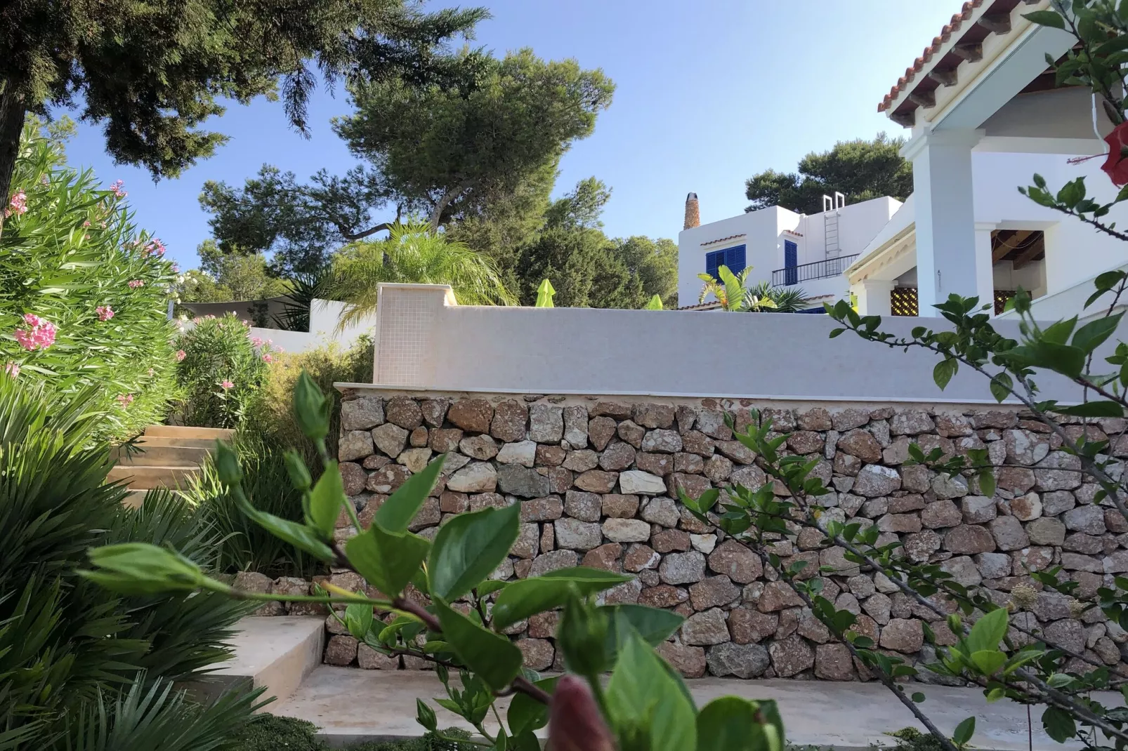 Es Queixal-Exterior summer