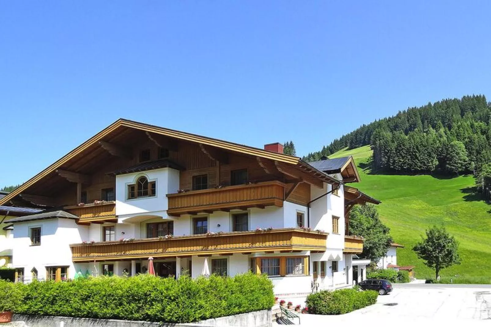 Filzmoos Appartements-Exterior summer