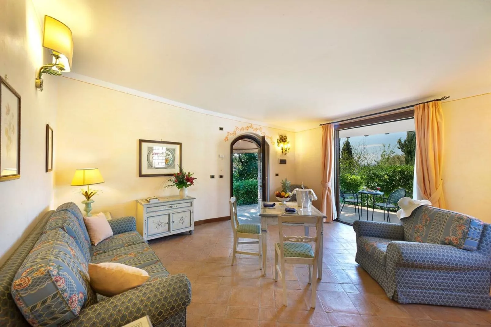 Bilo2-Living room