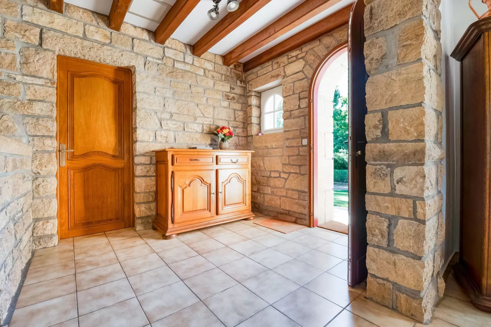 La Plage-Reception hall