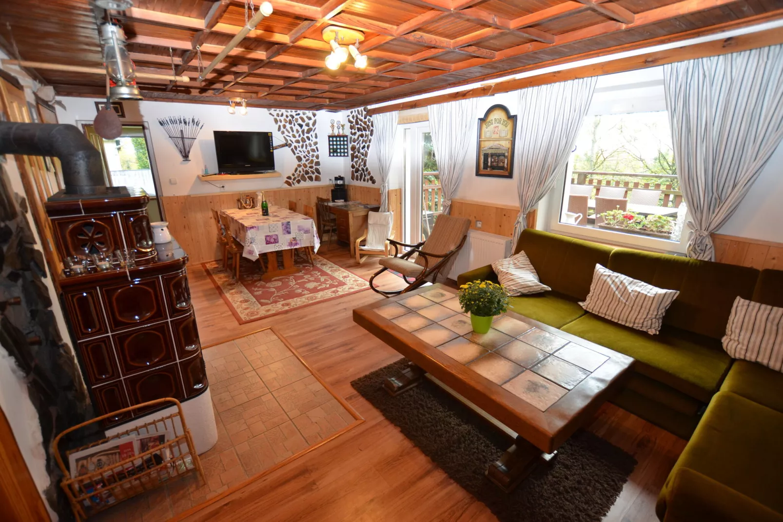Stela-Living room