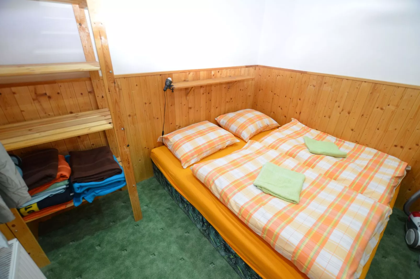 Stela-Bedroom