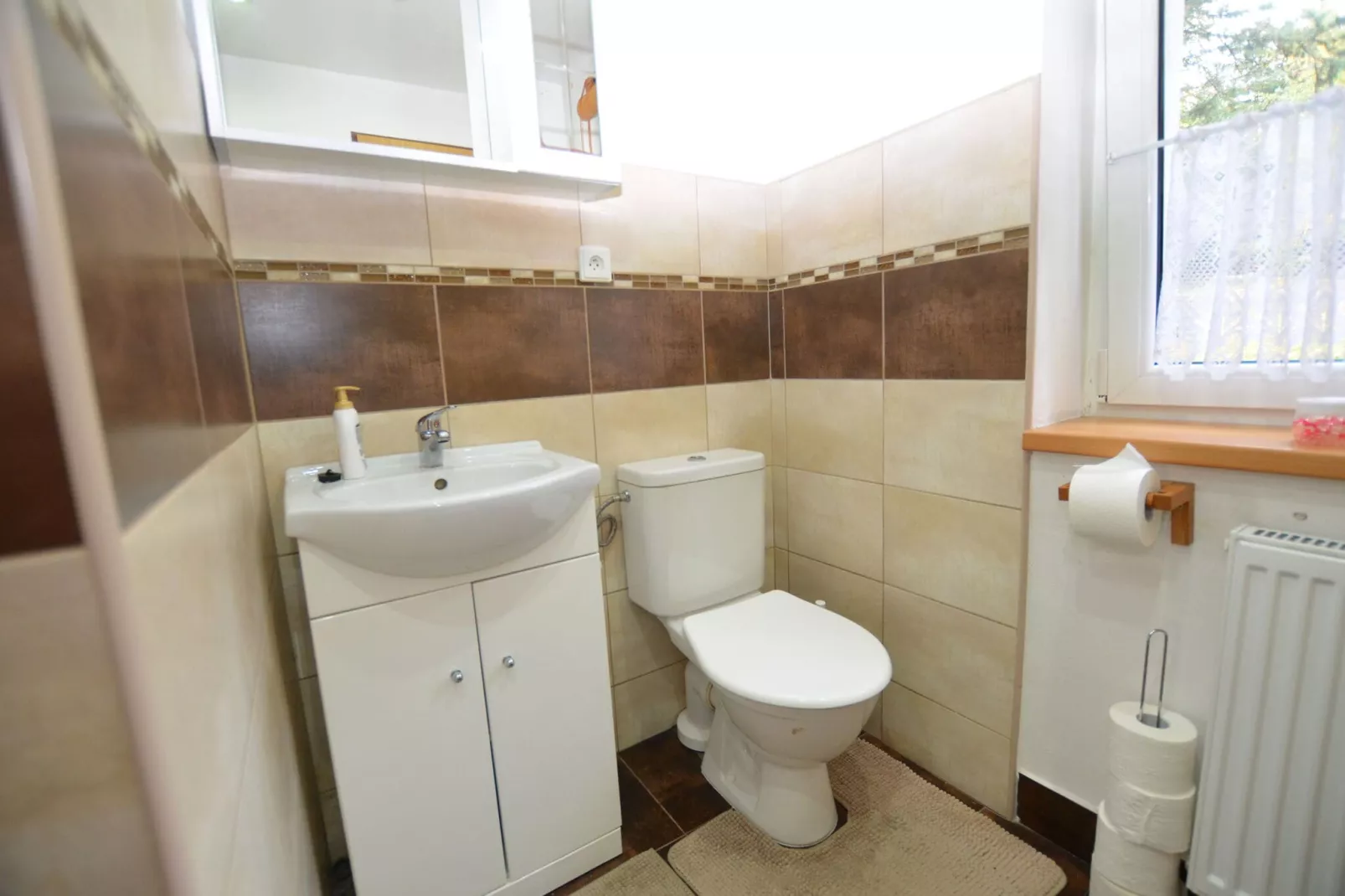 Stela-Bathroom