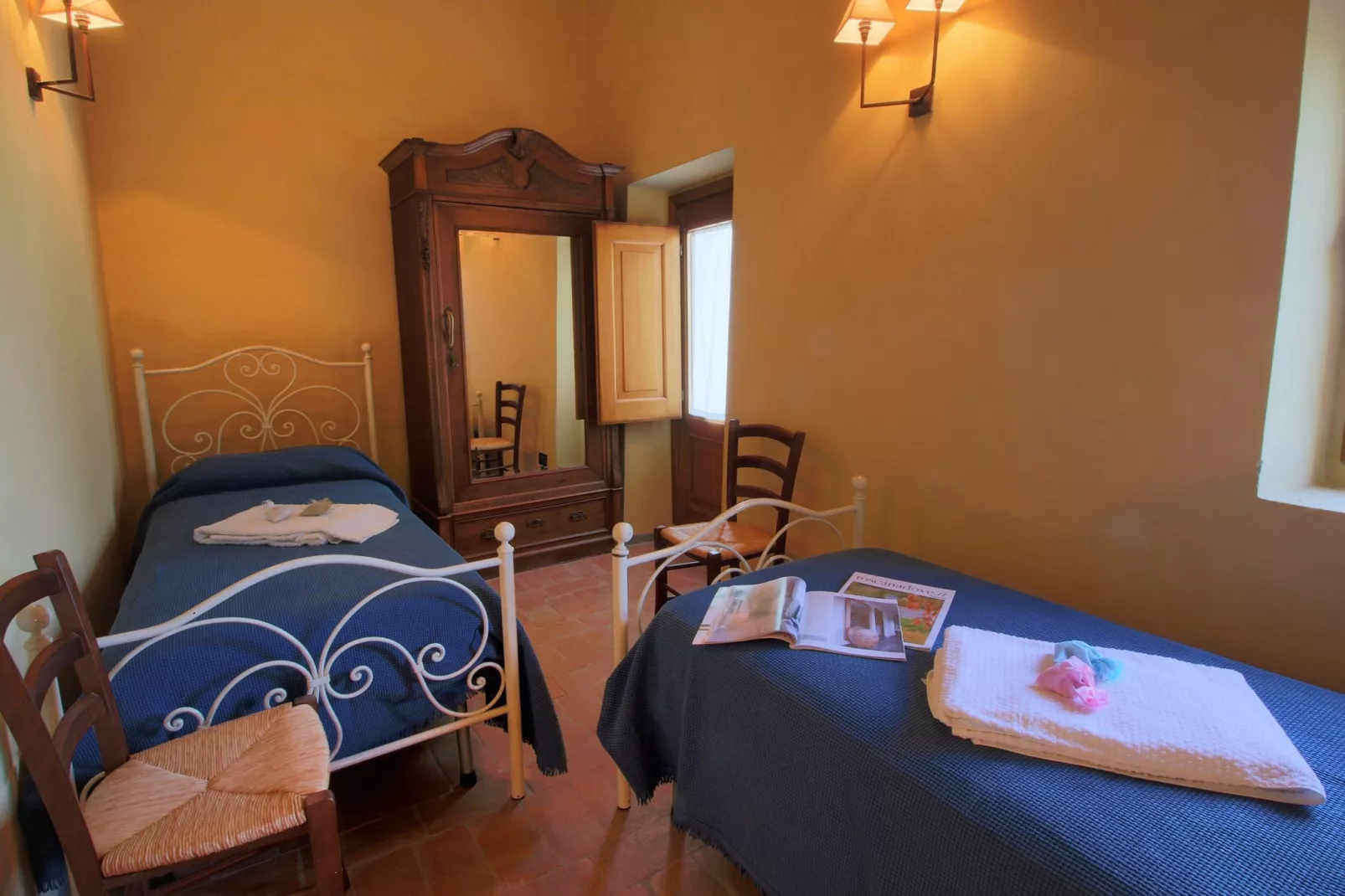 Podere Pulicciano Pozzo-Bedroom