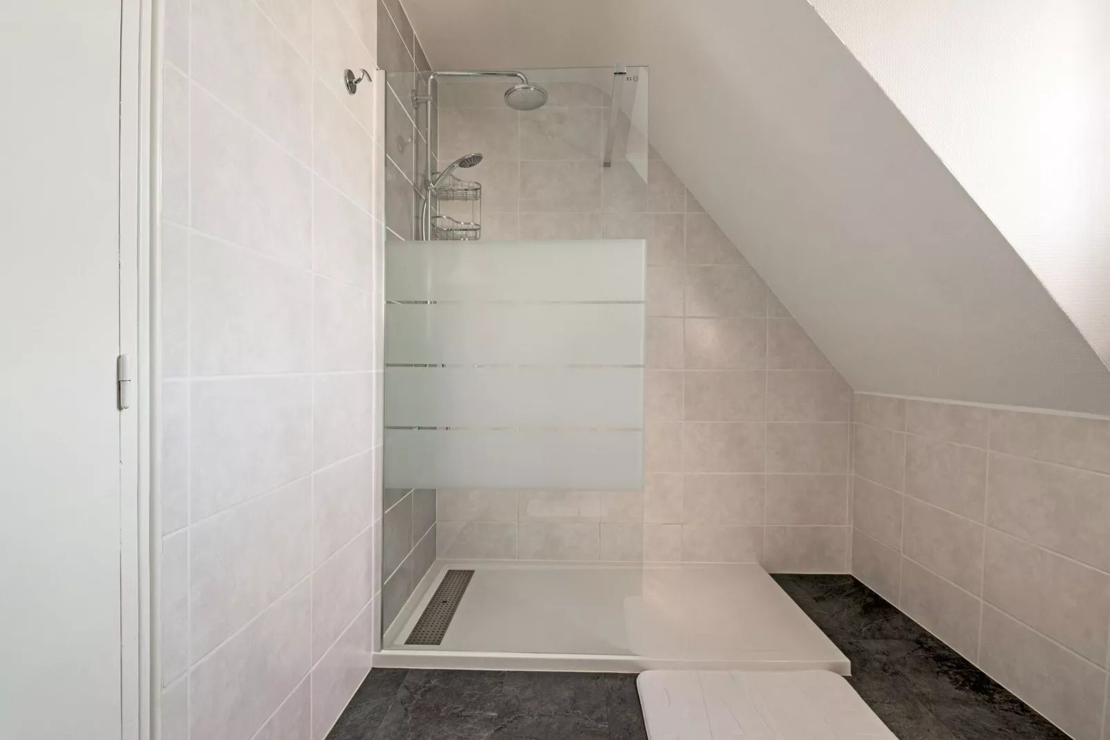 La Plage-Bathroom