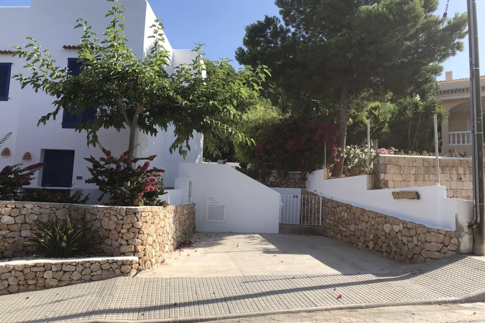 Es Queixal-Park facilities