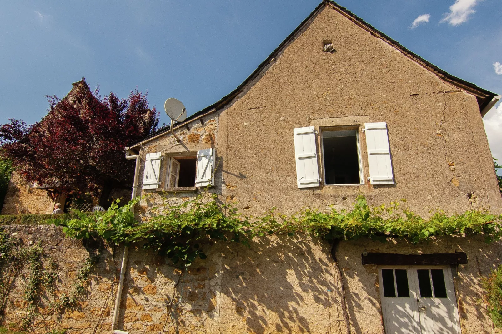 Les Deux Cabanons-Exterior summer