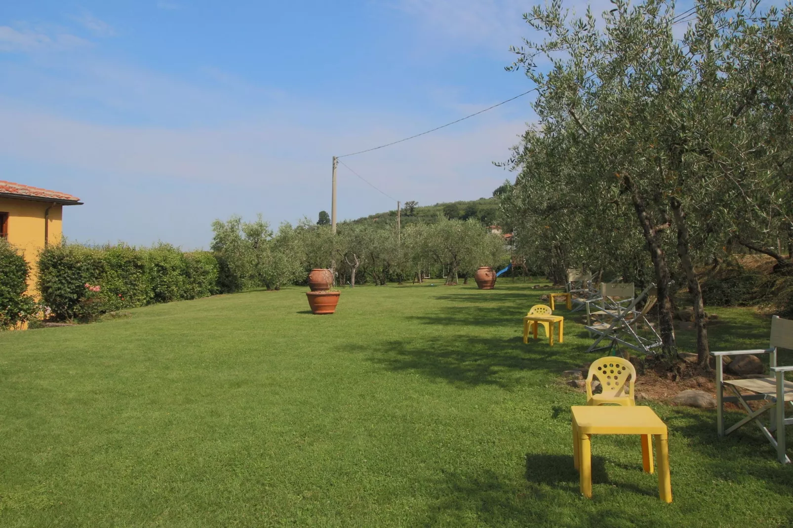 Podere Pulicciano Pozzo-Gardens summer