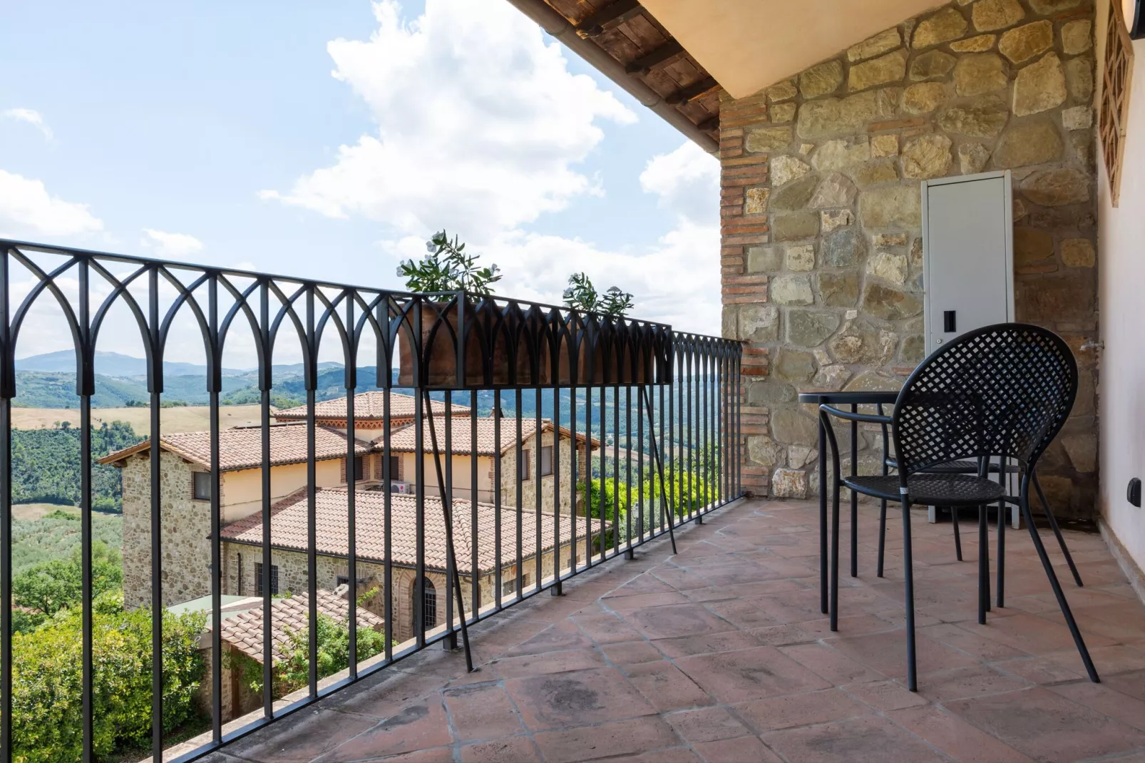 Bilo2-Terrace balcony
