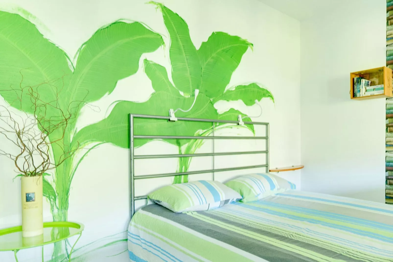 Mira-Bedroom