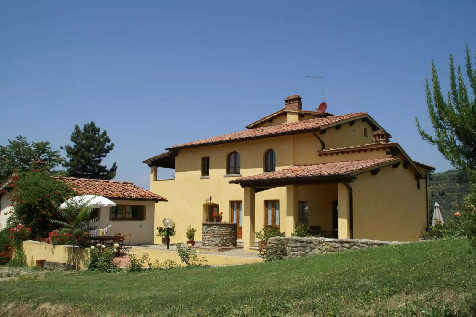 Podere Pulicciano Scaletta-Exterior summer