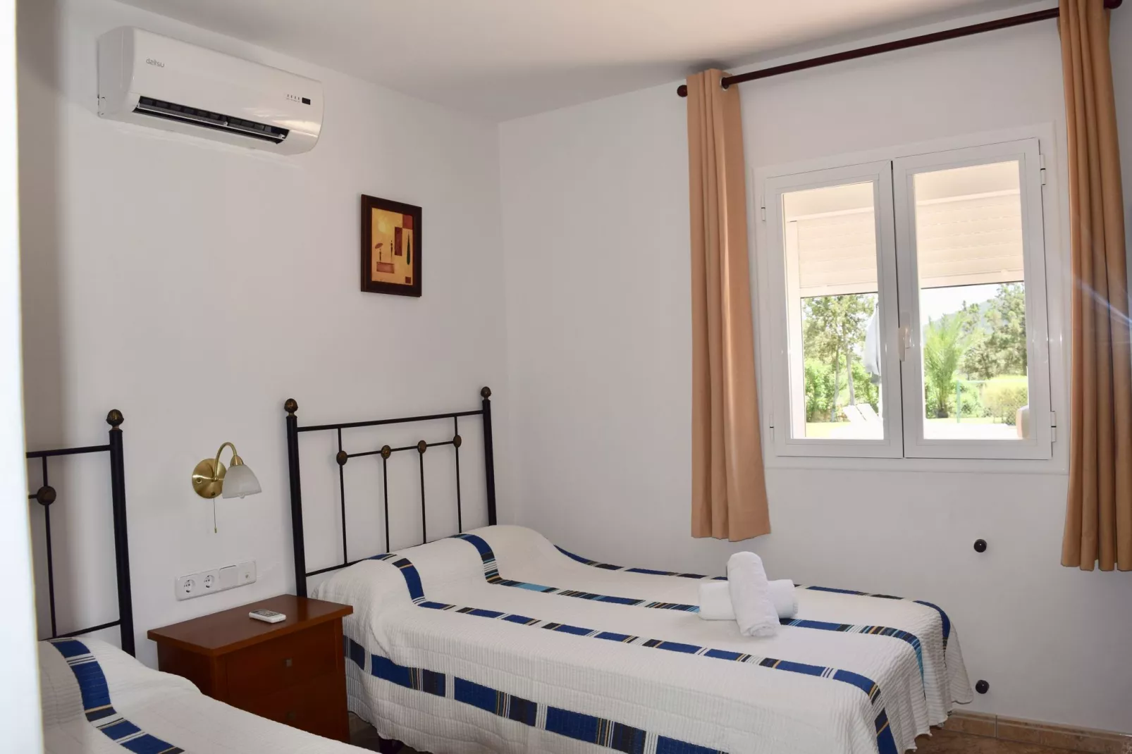 Can Cova-Bedroom