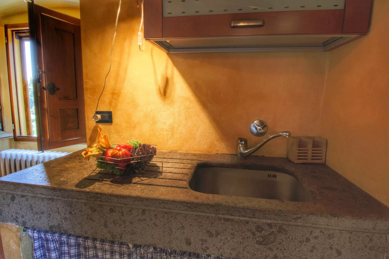 Podere Pulicciano Scaletta-Kitchen