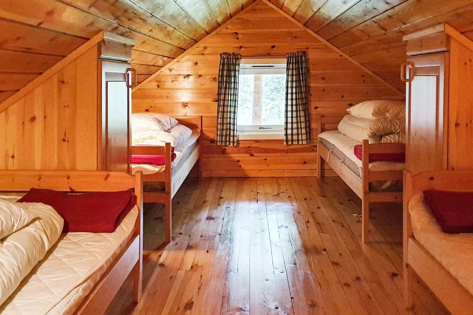 56762 LANGNESET-Indoor
