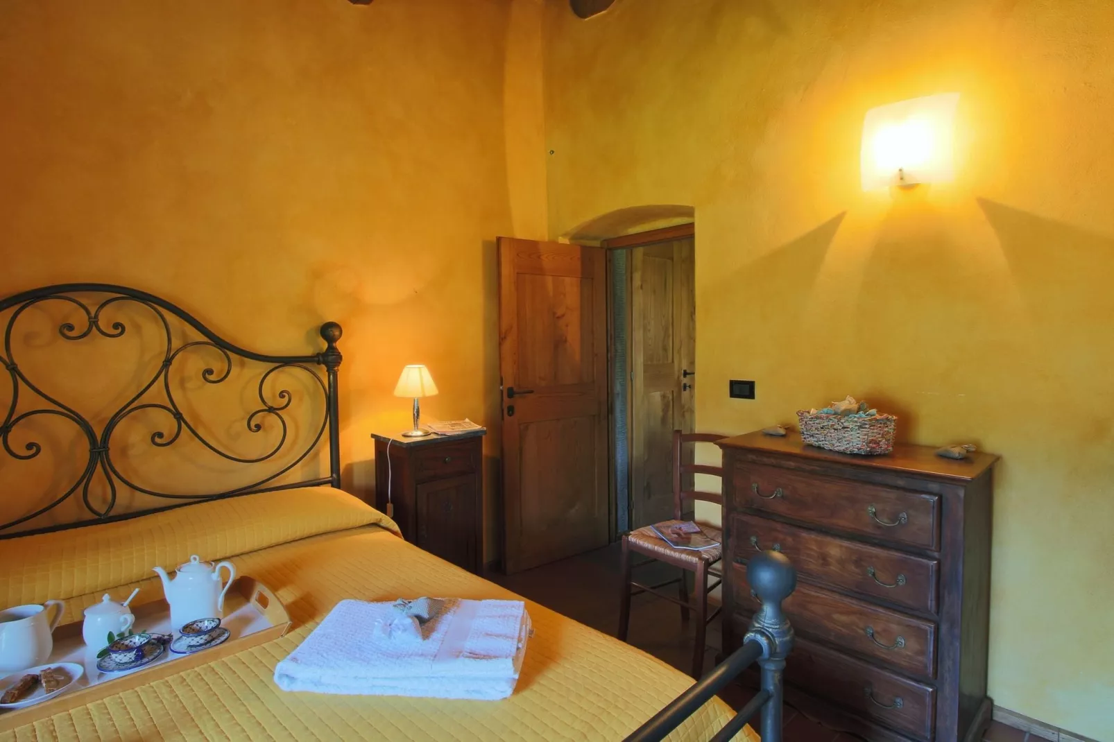 Podere Pulicciano Scaletta-Bedroom