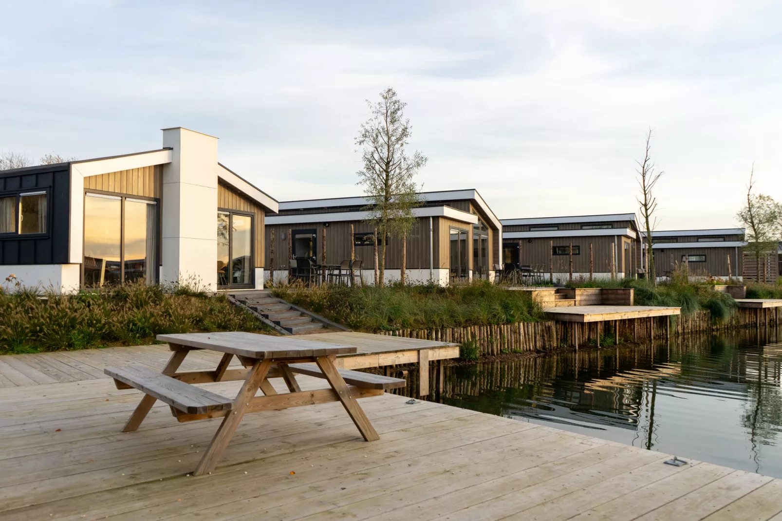 Resort aan de Maas 7-Gebiete Sommer 1 km