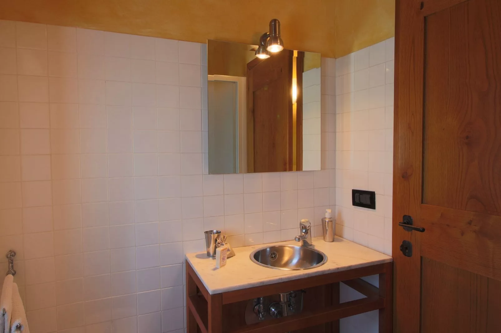 Podere Pulicciano Scaletta-Bathroom
