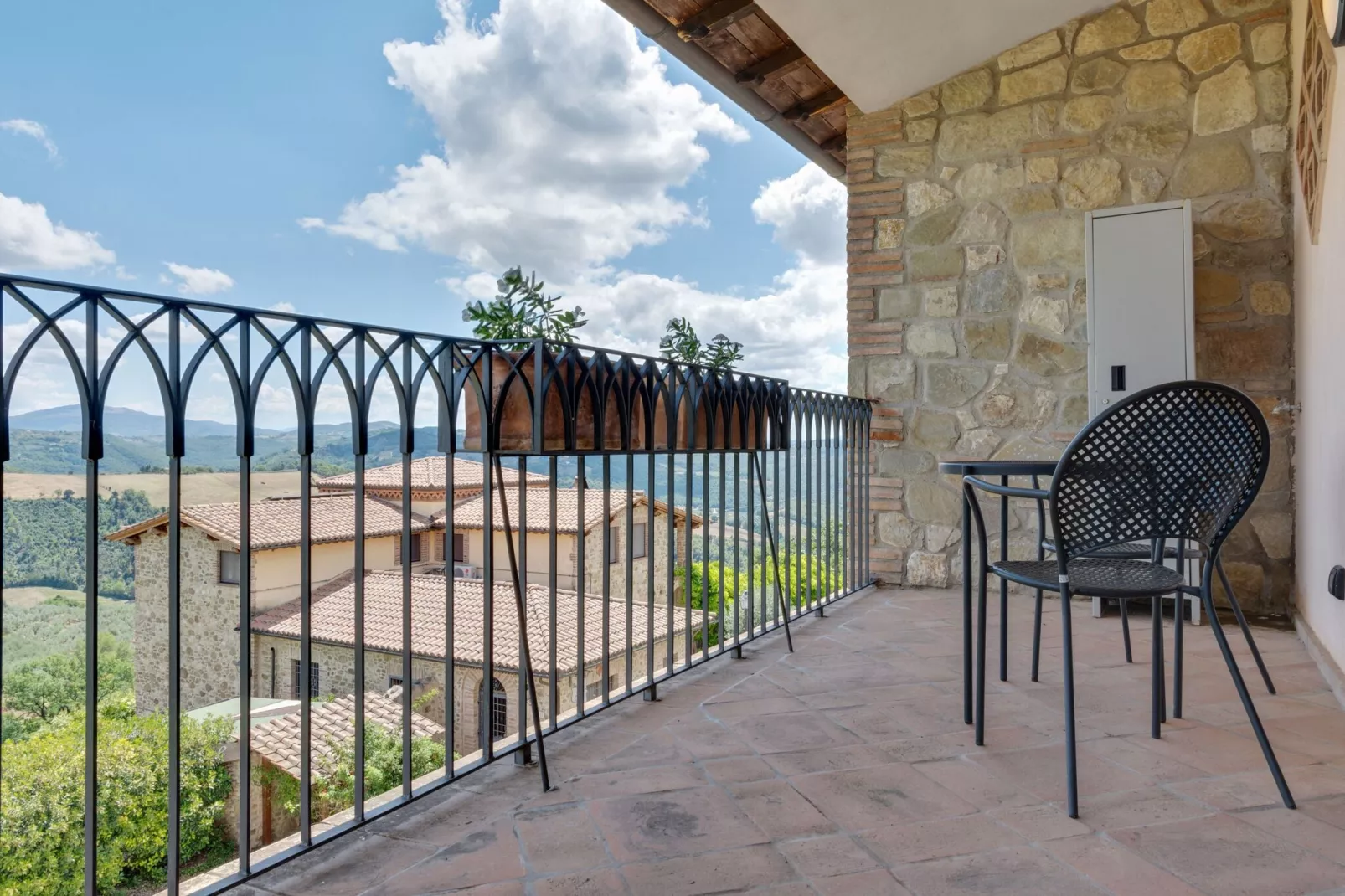 Bilo3-Terrace balcony