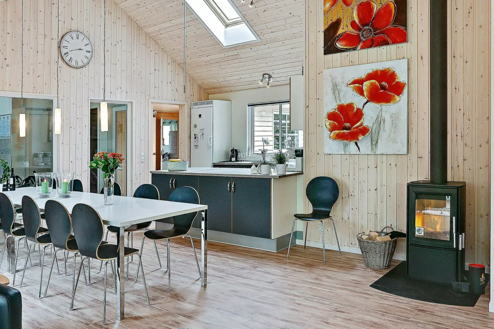 16 person holiday home in Dronningmølle-Indoor