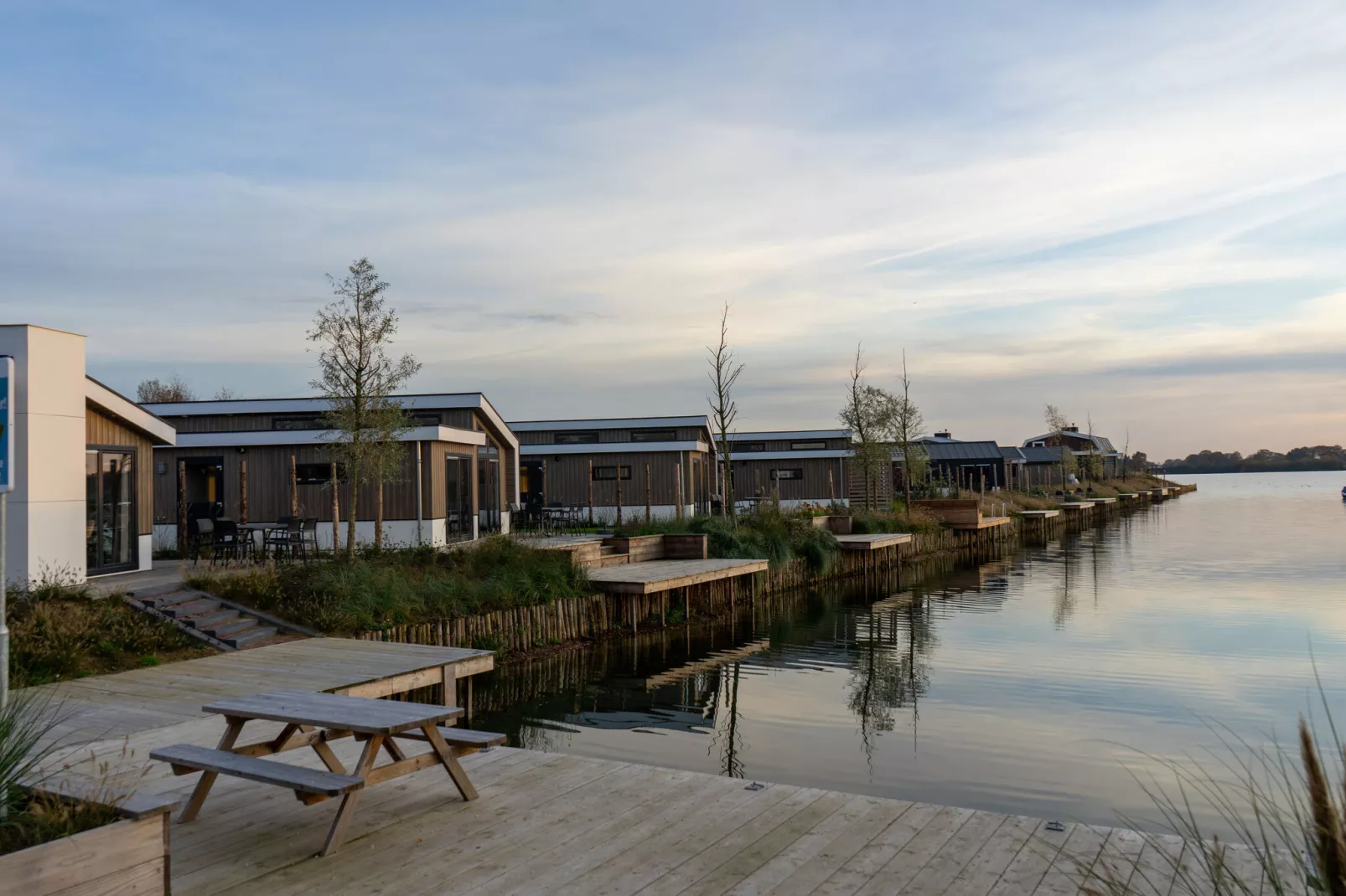 Resort aan de Maas 7-Gebiete Sommer 1 km