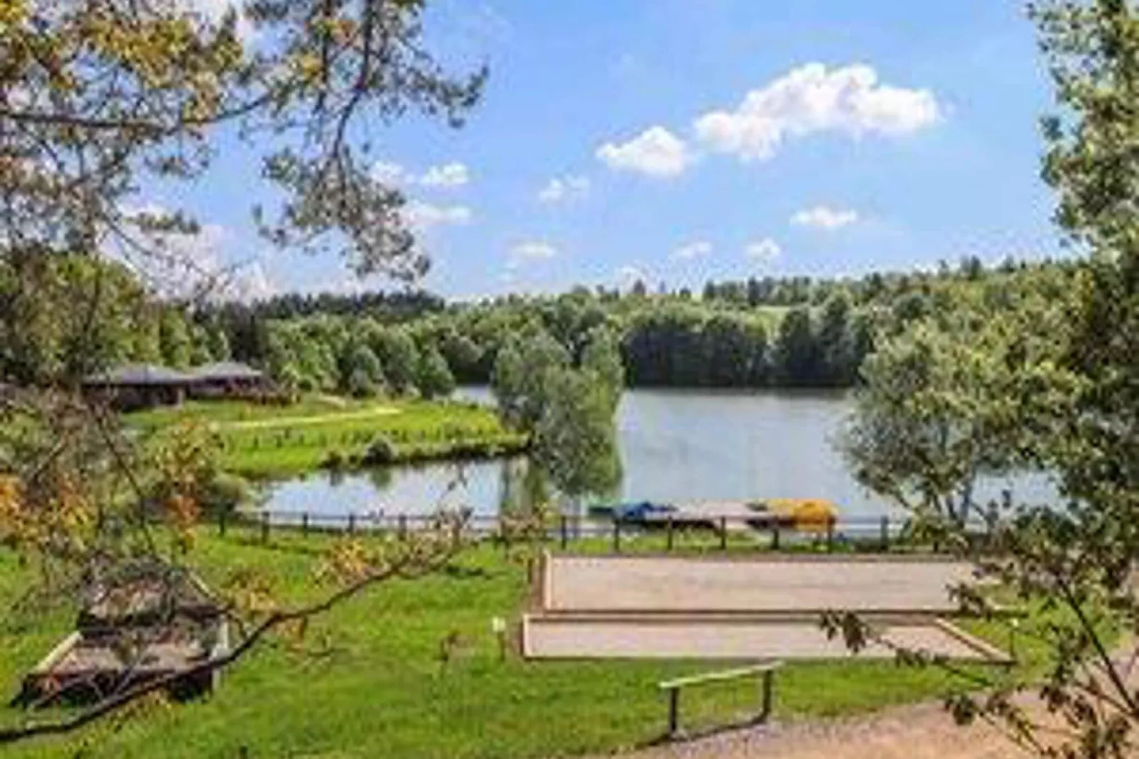 Le Domaine des Monédières-Außenbereich Sommer