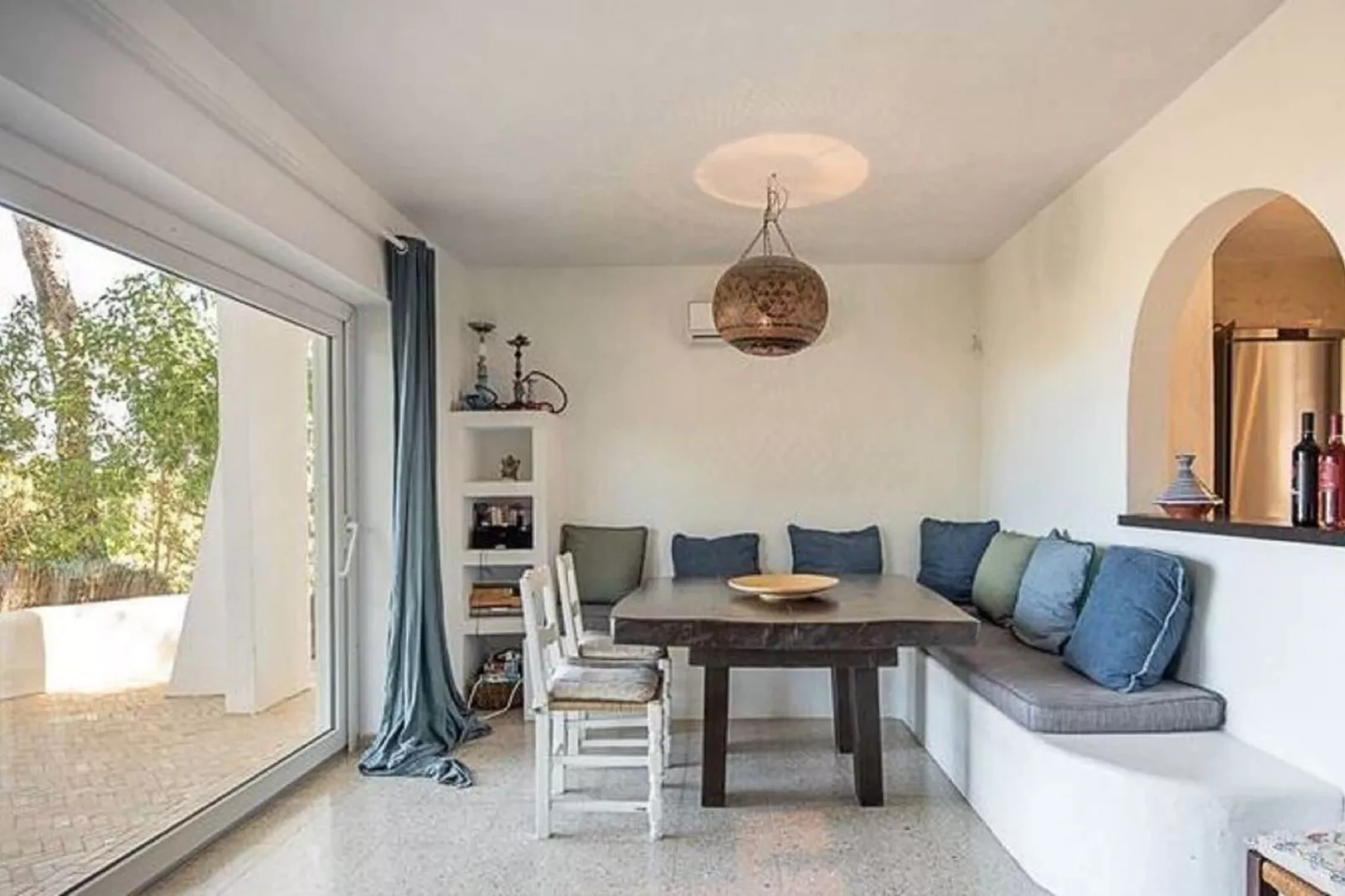 Villa Iza Belén-Dining room