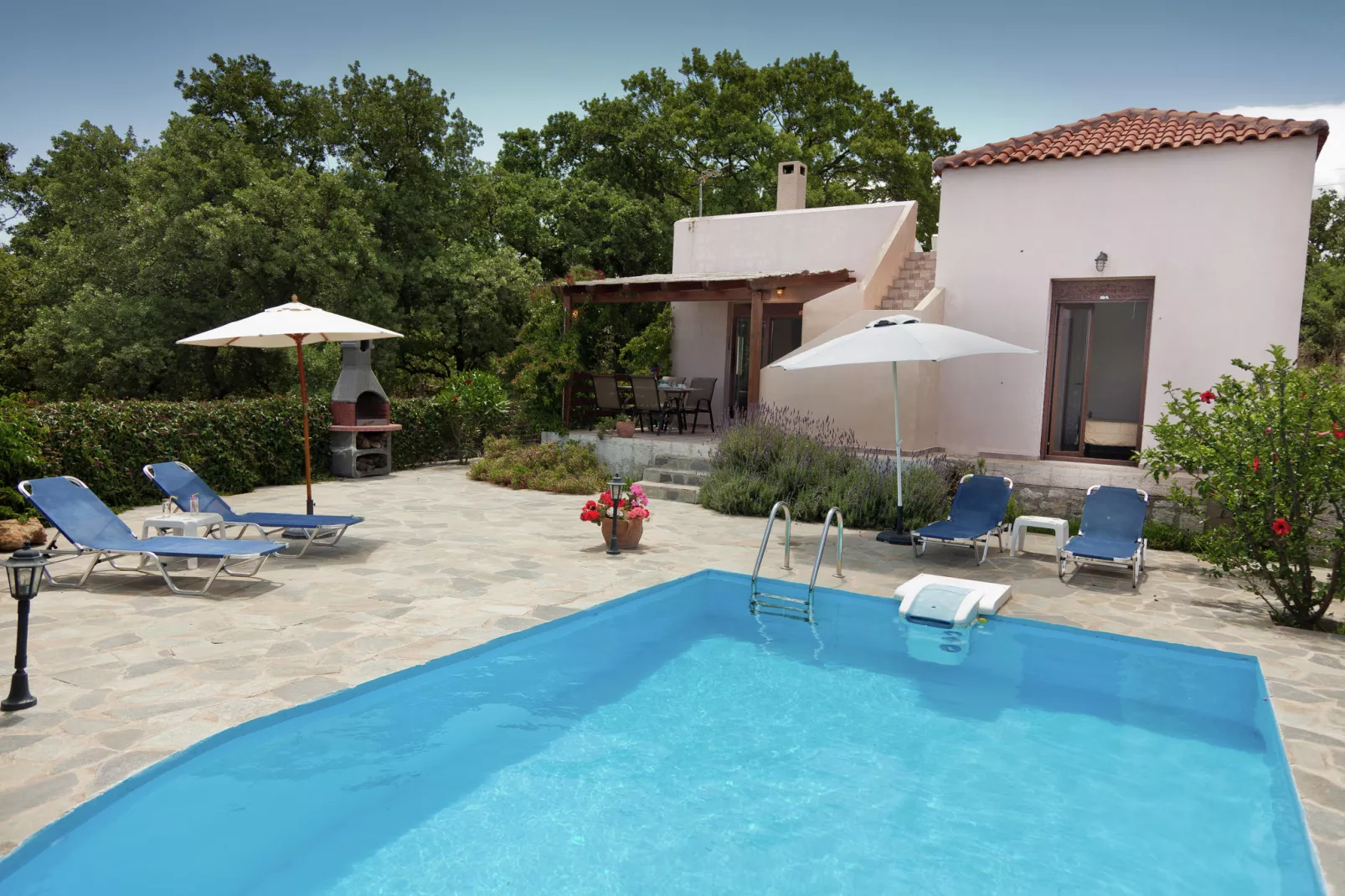 Villa Eleonora-Exterior summer