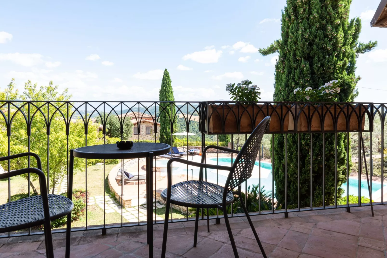 Bilo4-Terrace balcony