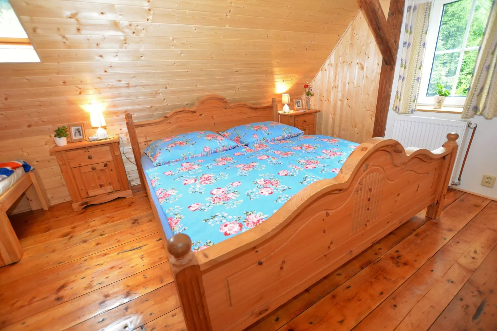 Monika-Bedroom