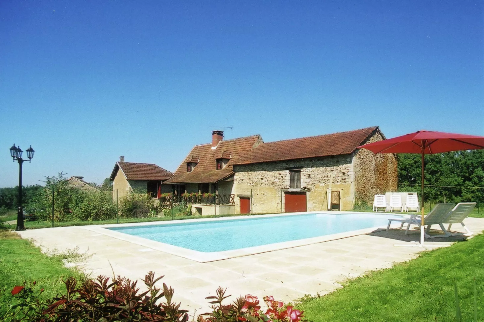 Maison de vacances Le Moulinal Haut-Exterior summer
