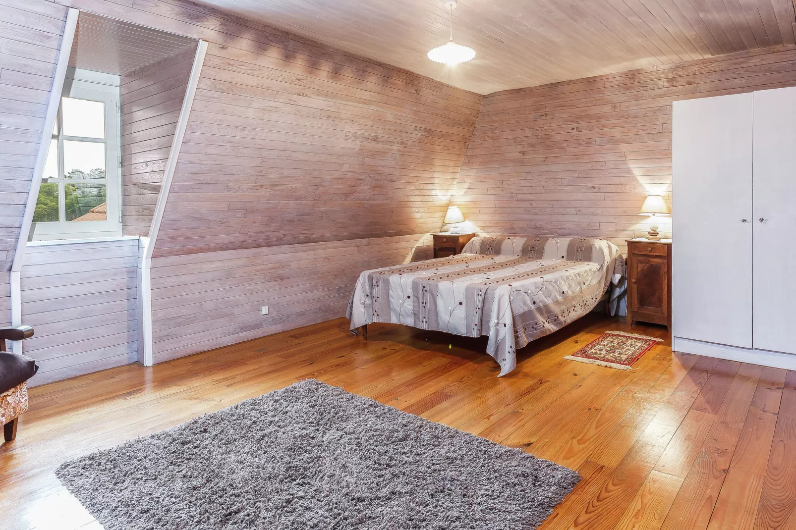 Maison de vacances Le Moulinal Haut-Bedroom
