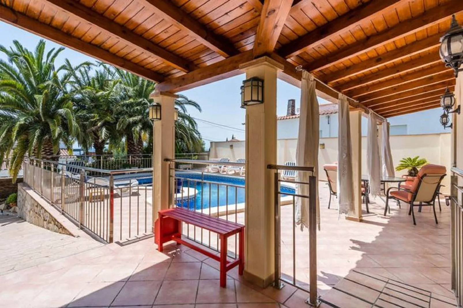 Casa de Castilla Dalt-Exterior summer