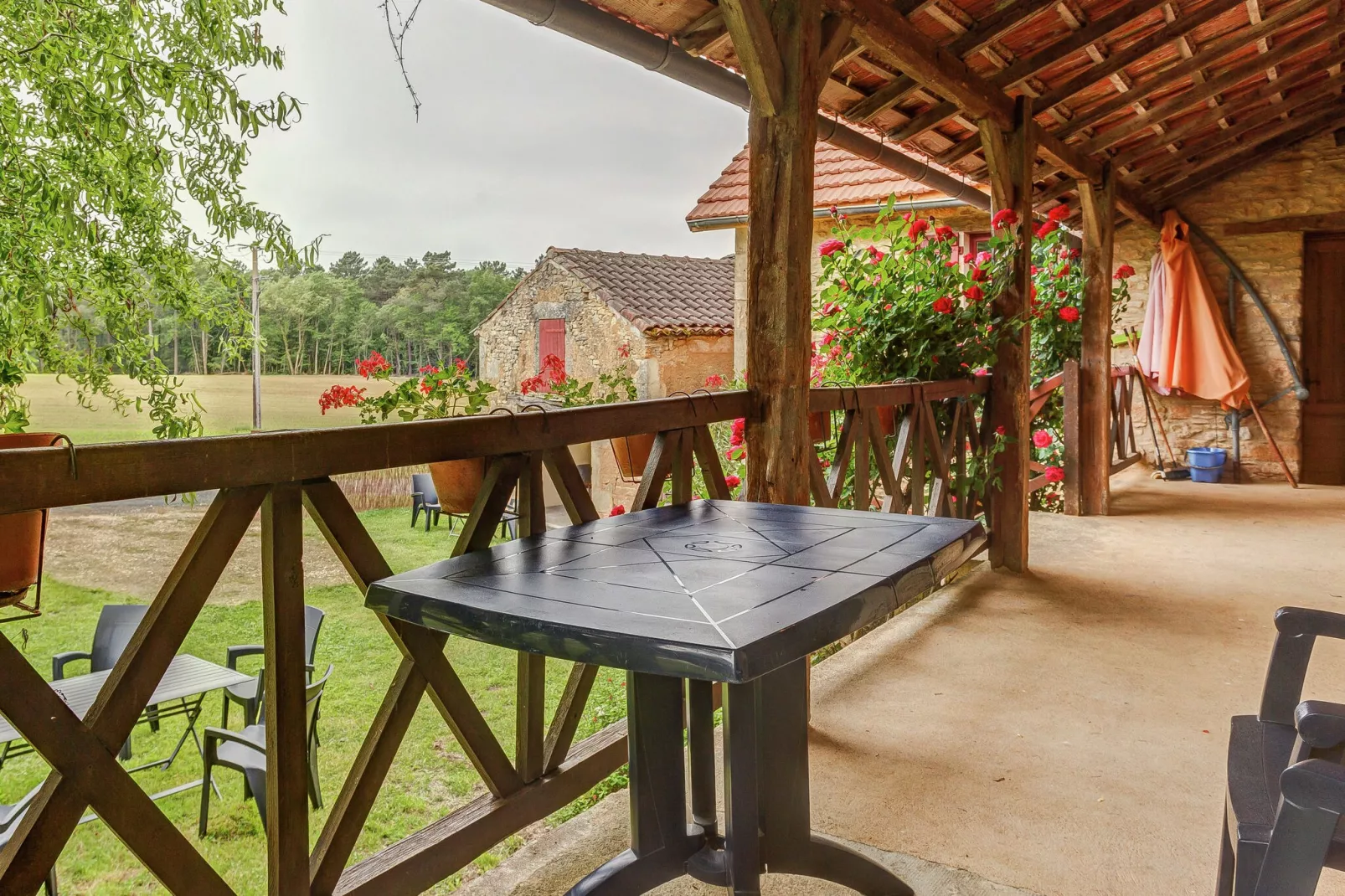 Maison de vacances Le Moulinal Haut-Gardens summer