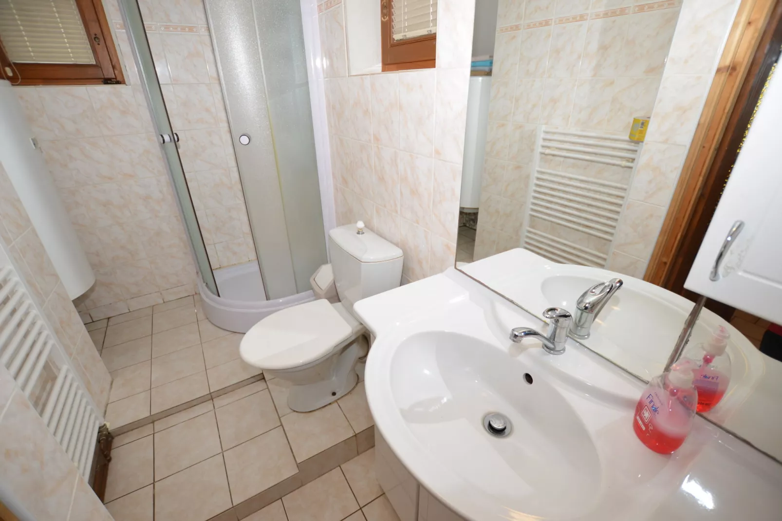 Vladka-Bathroom