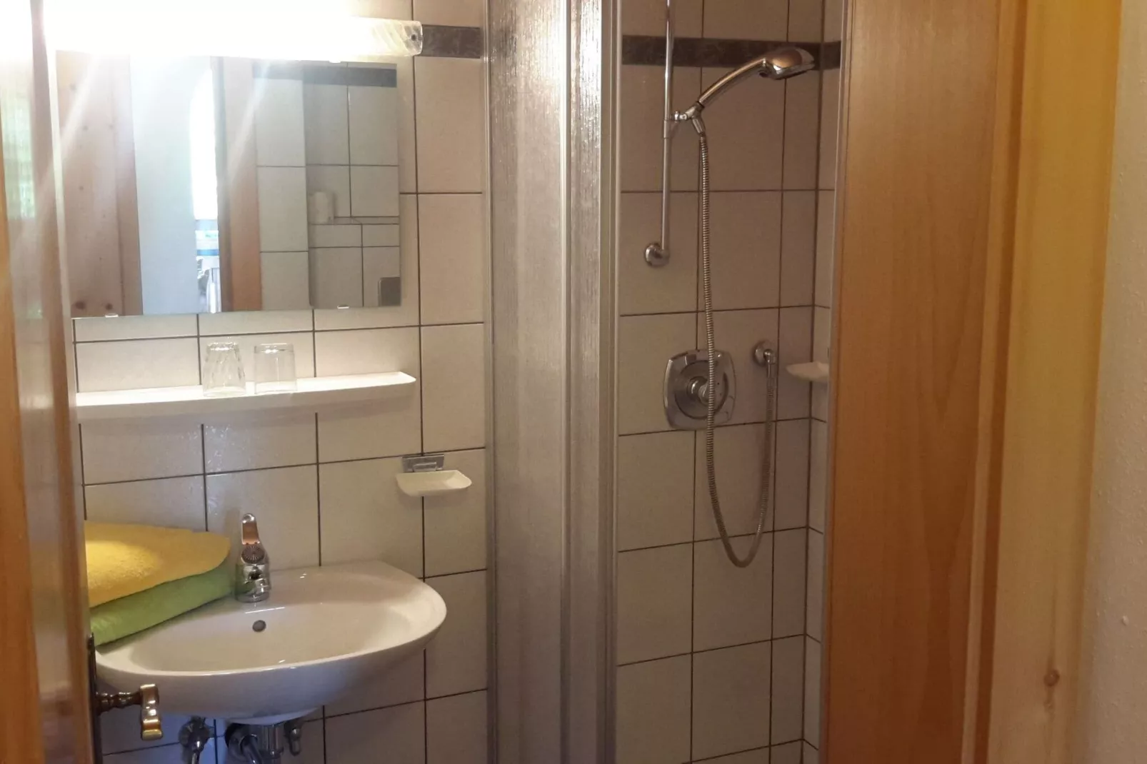 Apartment Lahnberg-Bathroom