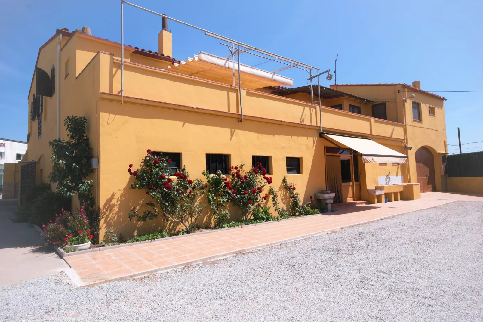 Mas Lacosta-Exterior summer