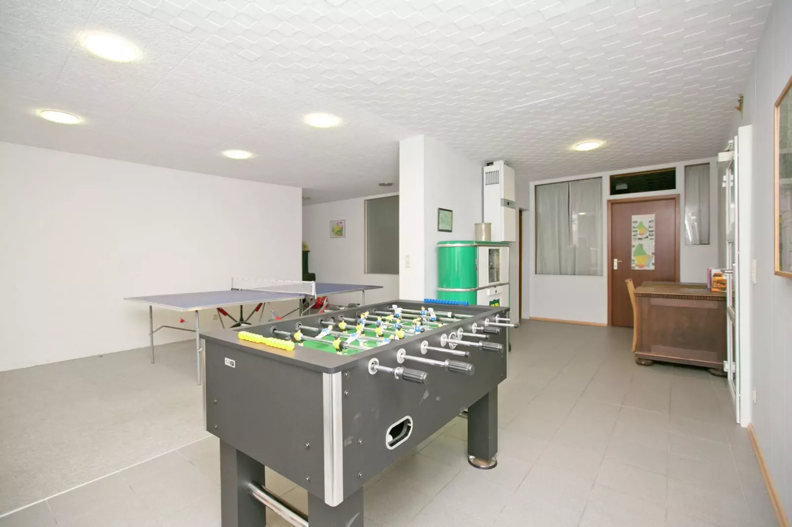 Fabryshof 01-Recreation room