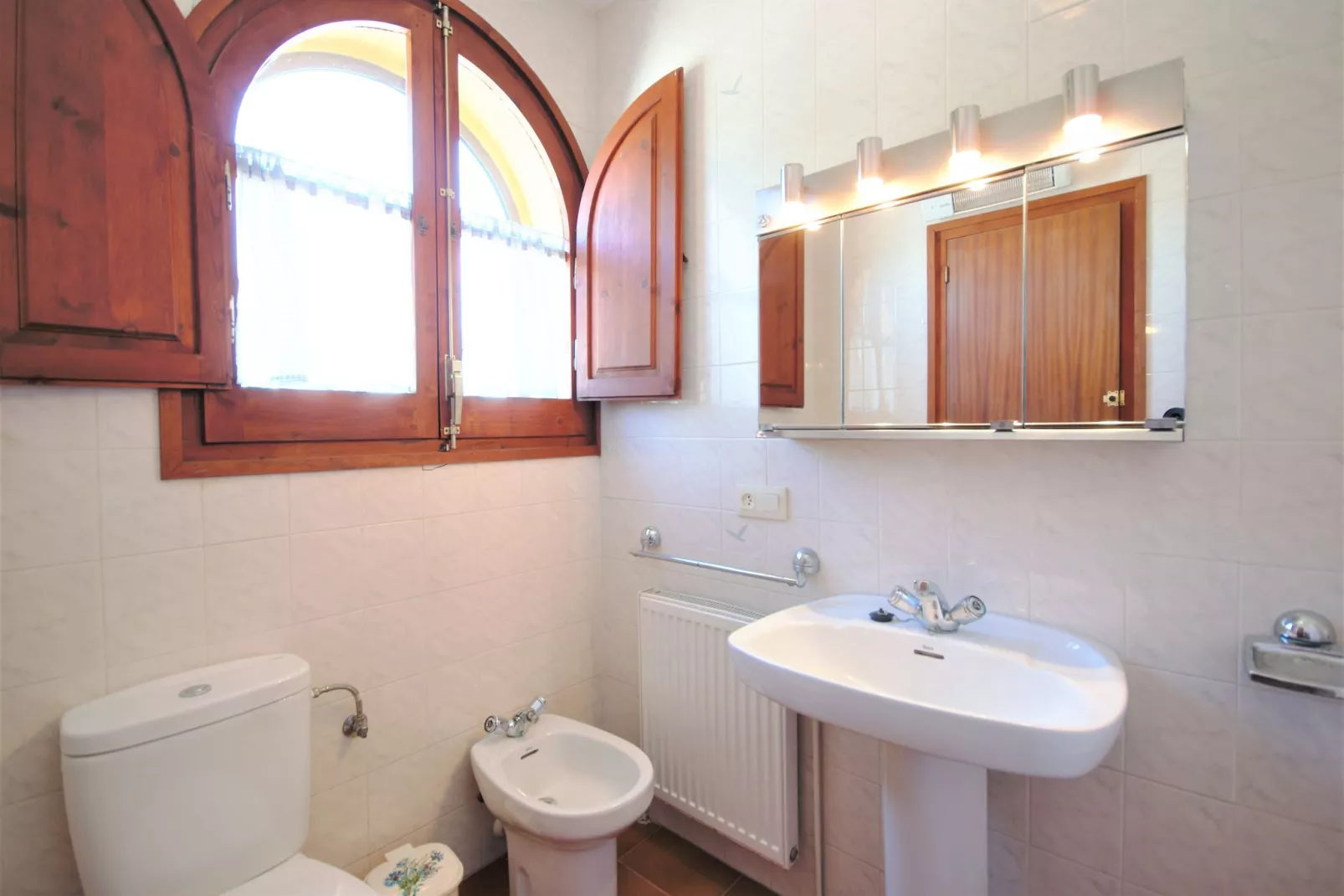 Mas Lacosta-Bathroom