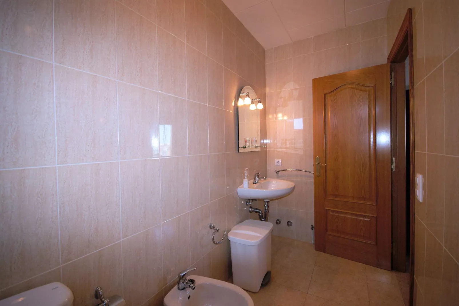 Mas Lacosta-Bathroom