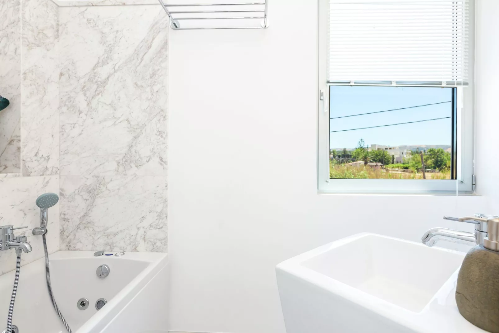 Thalasses Villa 1-Bathroom