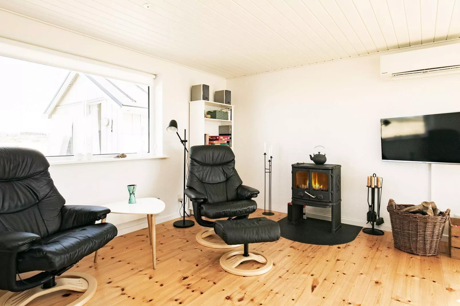 8 person holiday home in Hjørring-Indoor